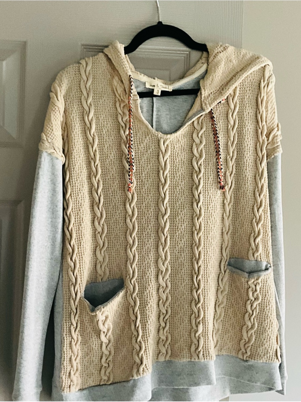 Cream Cable-Knit Hoodie Sweater with Gray Sleeves